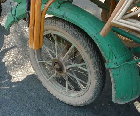 Reinforced wheel on a cart